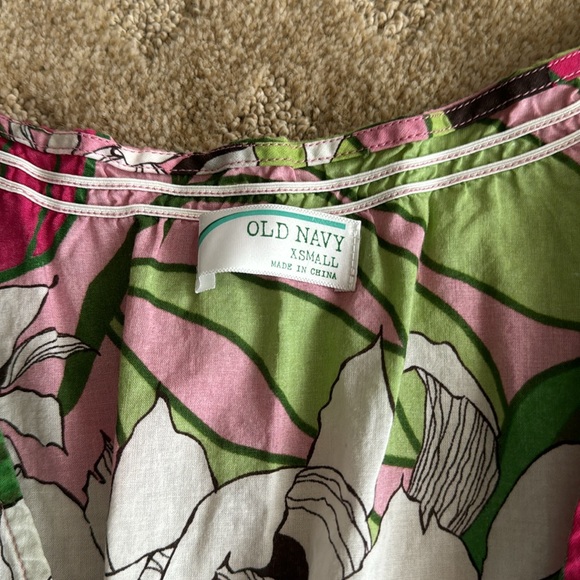 Old navy XS floral, palm cover up. - Picture 3 of 4